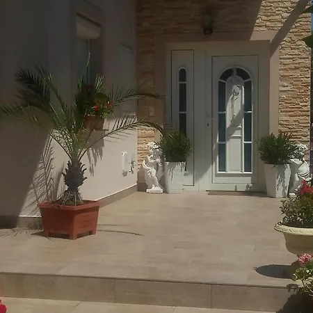 Majlath Vendeghaz