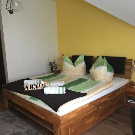 Majlath Vendeghaz 3* Buk