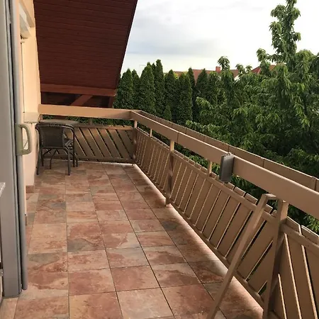 Majlath Vendeghaz Guest house