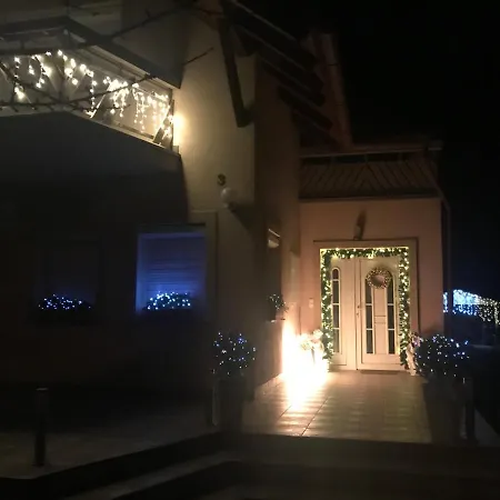 Majlath Vendeghaz Guest house