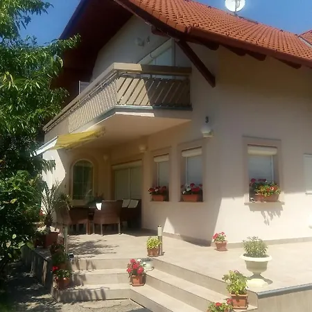 Guest house Majlath Vendeghaz