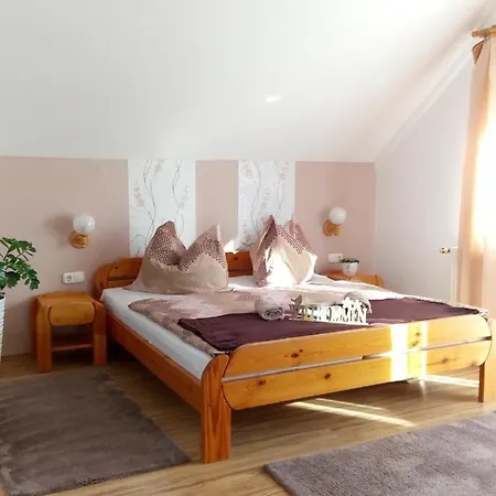 Majlath Vendeghaz 3* Buk