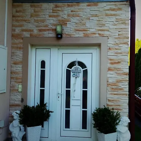 Majlath Vendeghaz Guest house