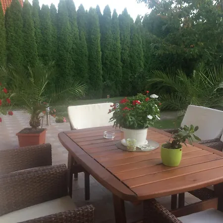 Majlath Vendeghaz Guest house Buk